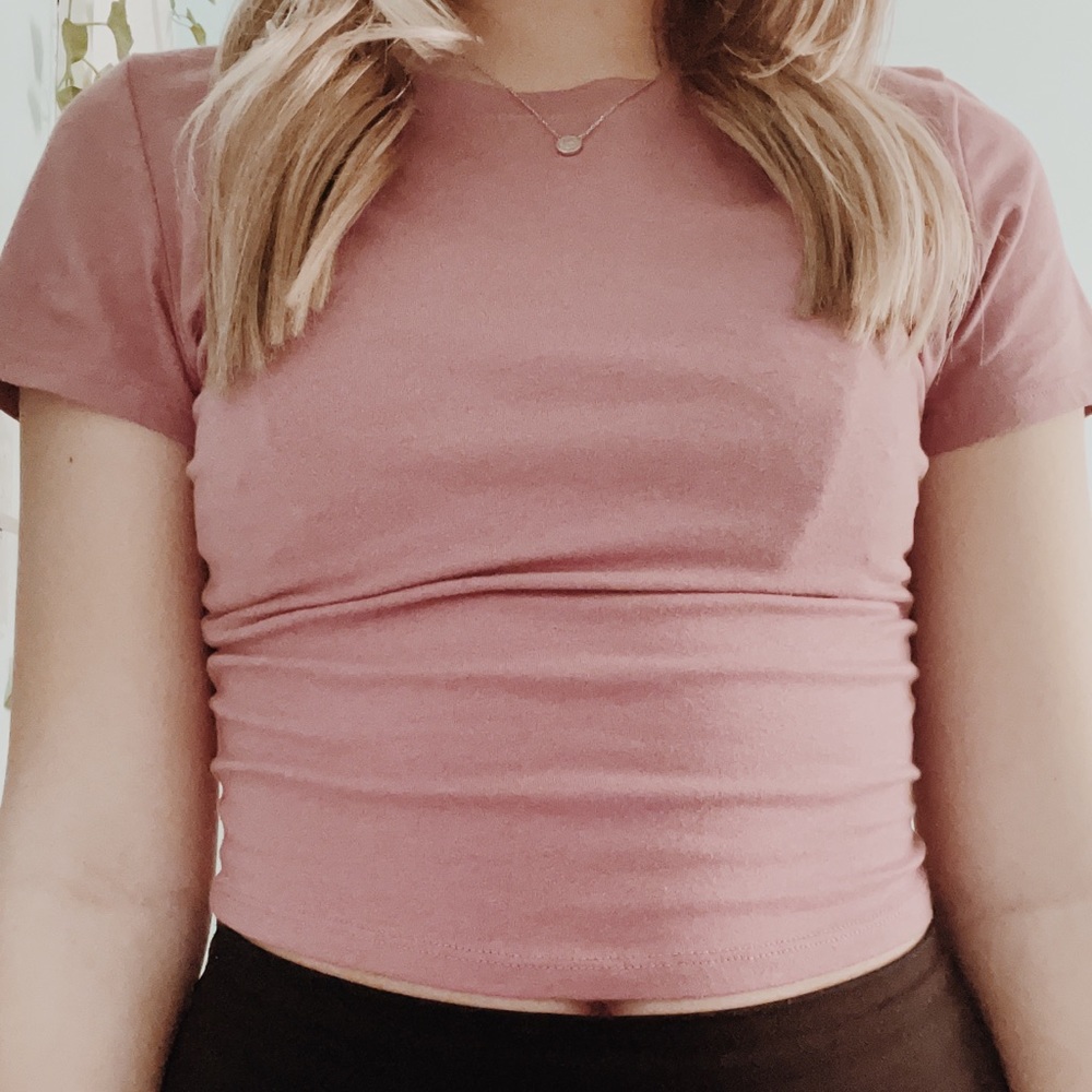 pink crop top